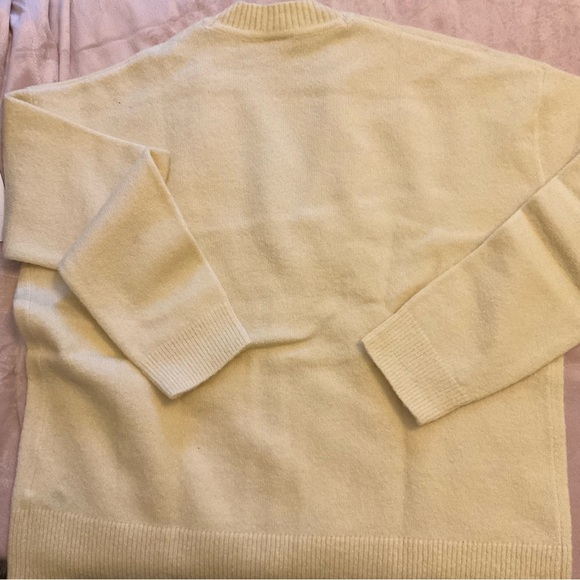 BUTTON FRONT CARDIGAN SIZE XSMALL - Picture 5 of 6